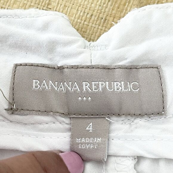 Banana Republic Chino Shorts Size 4 Embroidered White Cotton Welt Pockets - Picture 8 of 8